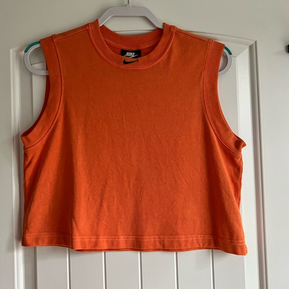 Women’s Nike Tank Top - Picture 1 of 5